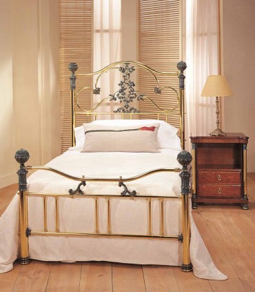 Individuelles Messingbett Modell ROXANA