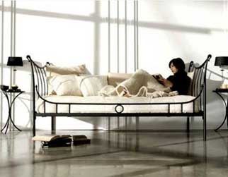 Sofabetten aus metall