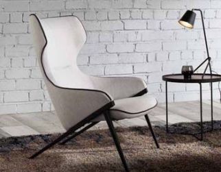 Moderne Stühle und Sessel